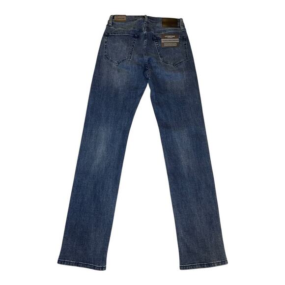 NEW Liverpool Men's Relaxed Straight Jeans 29x34 Medium Wash Blue Denim‎ NWT - Picture 2 of 6